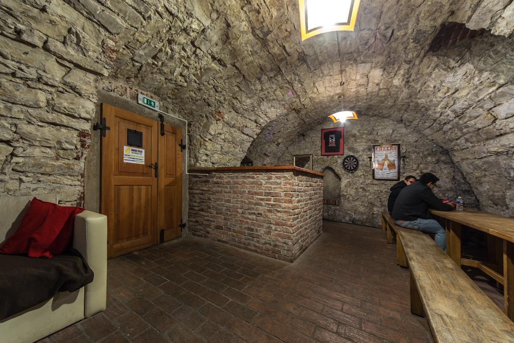 Hostel Mango プラハ エクステリア 写真