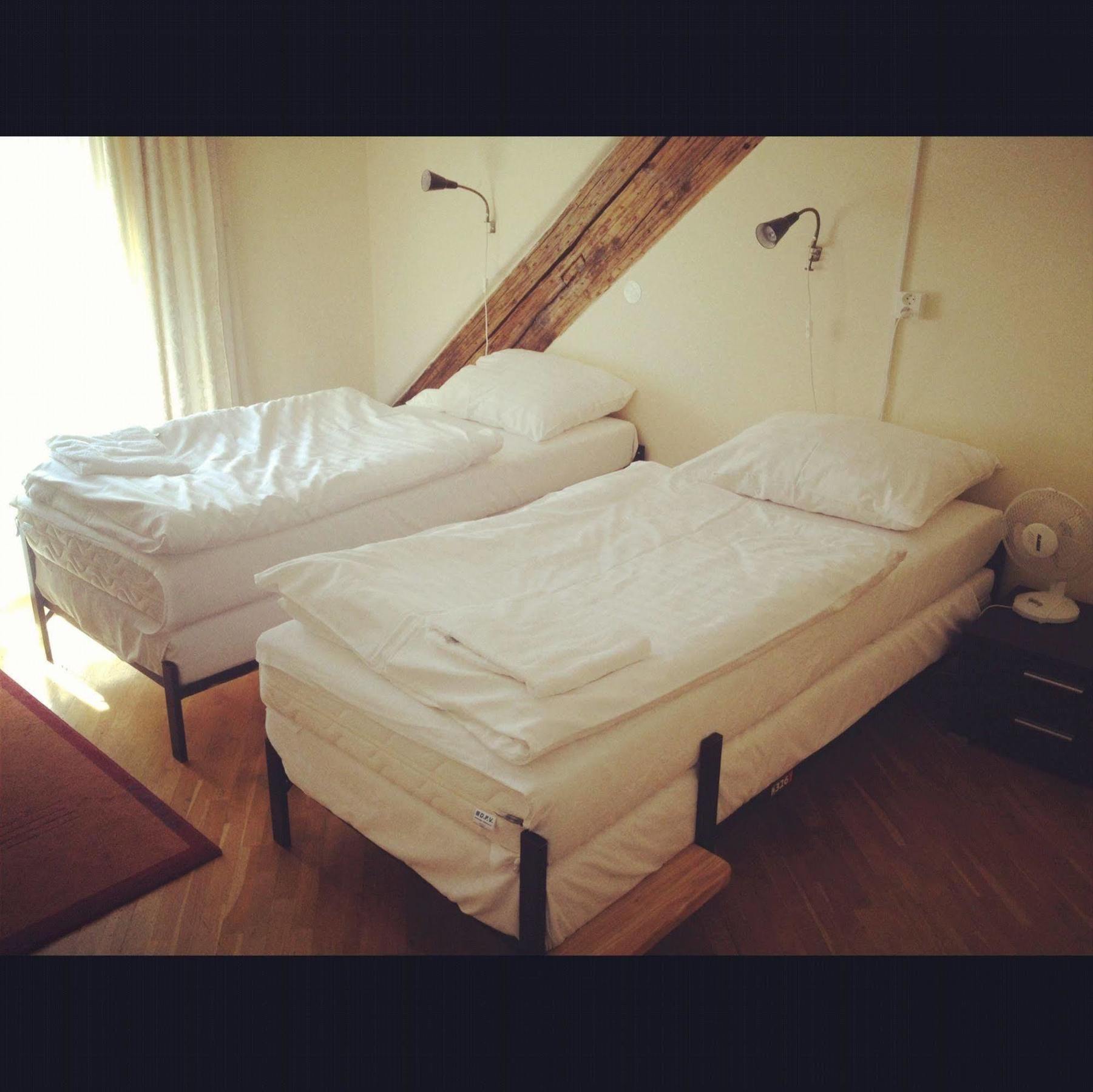 Hostel Mango プラハ エクステリア 写真